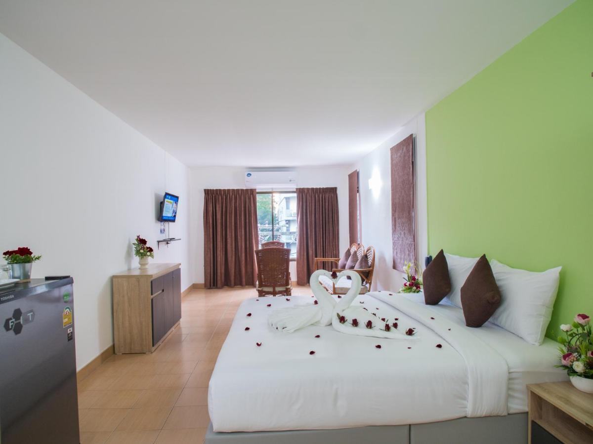Tj Guesthouse Pattaya Εξωτερικό φωτογραφία