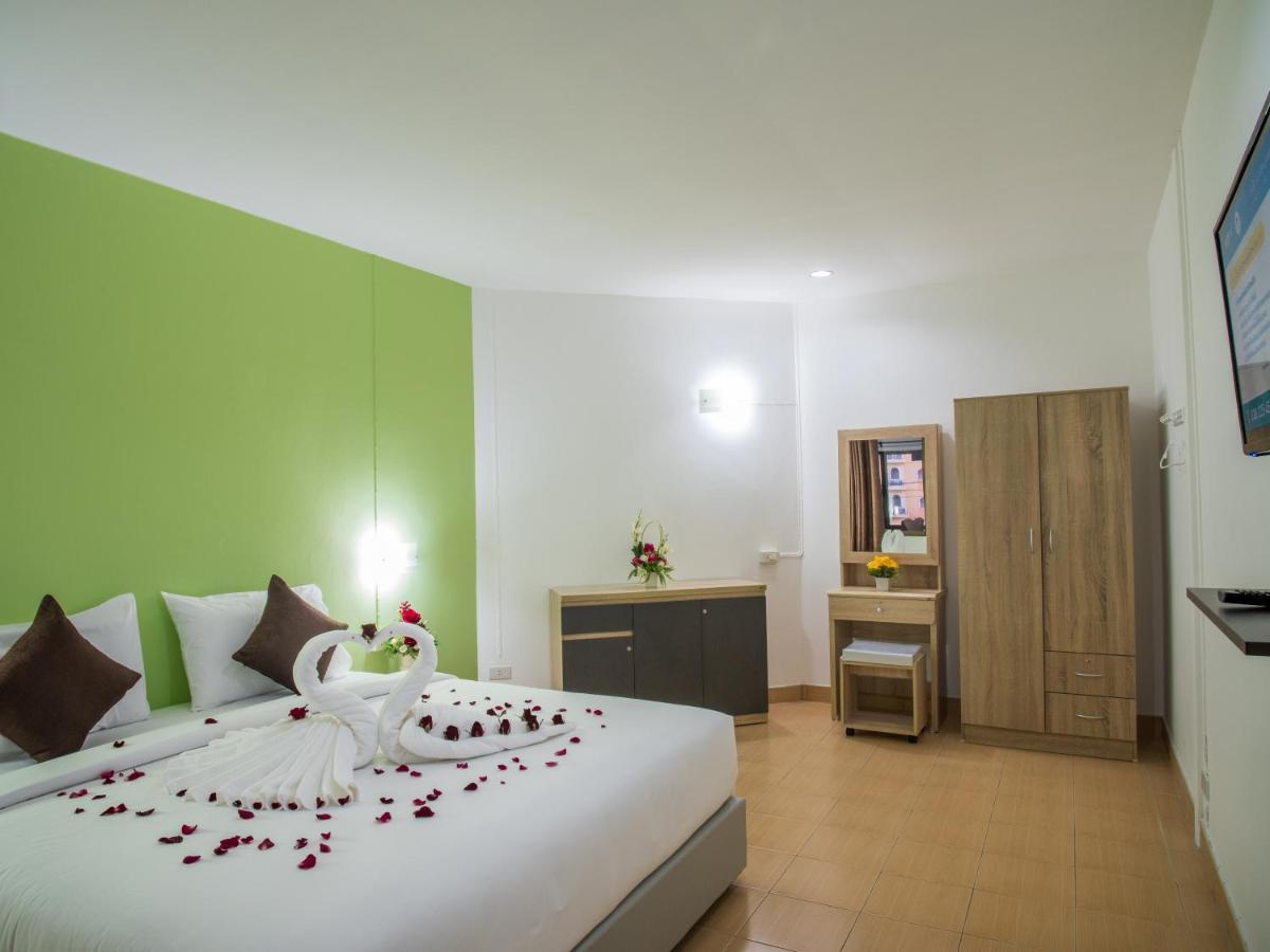 Tj Guesthouse Pattaya Εξωτερικό φωτογραφία